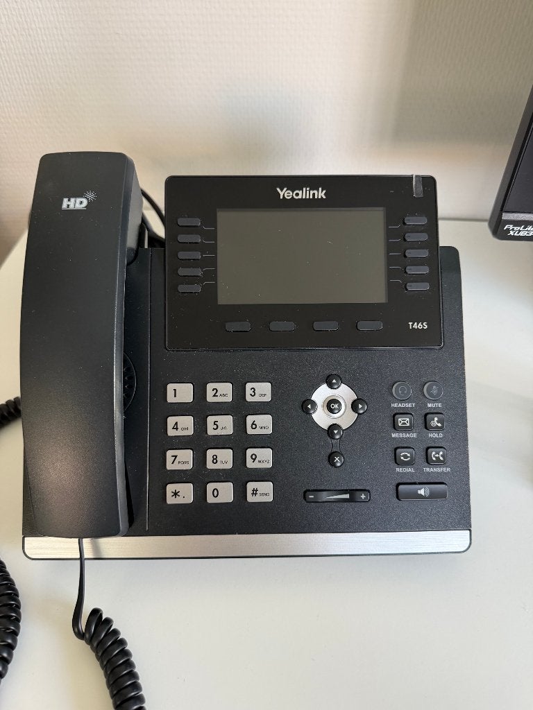 9x Yealink VoIP-telefoons – 2x T46S en 7x T42S, Ophalen of Verzenden, Zo goed als nieuw, Telefoon