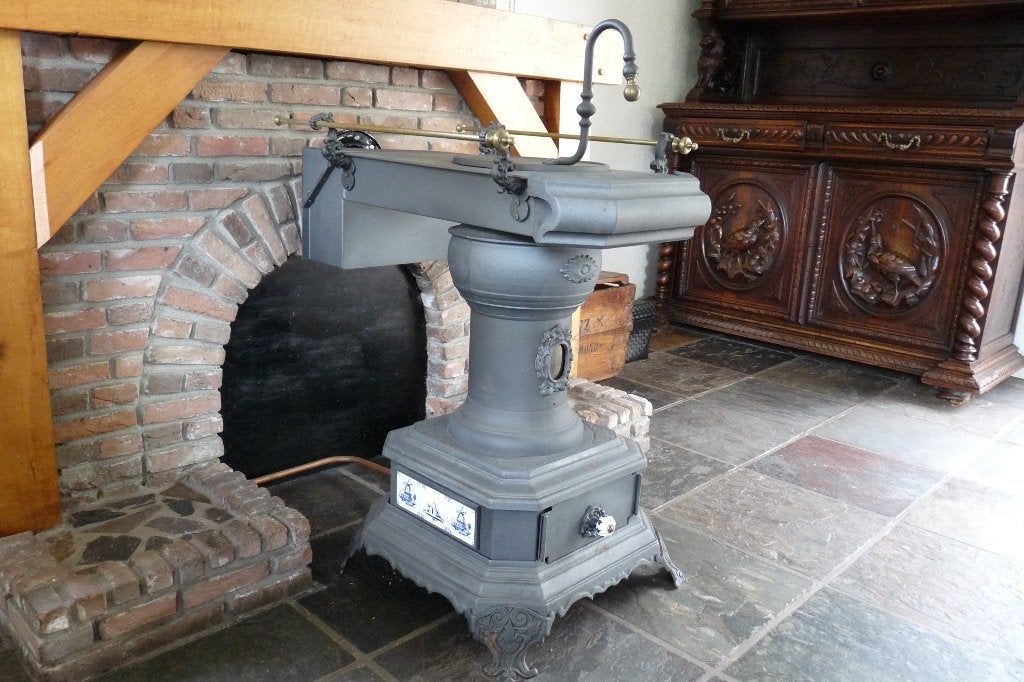 Brabantse plattebuis kachel tegel delftsblauw Van Opstal, Gebruikt, Gas, Vrijstaand, Plattebuiskachel
