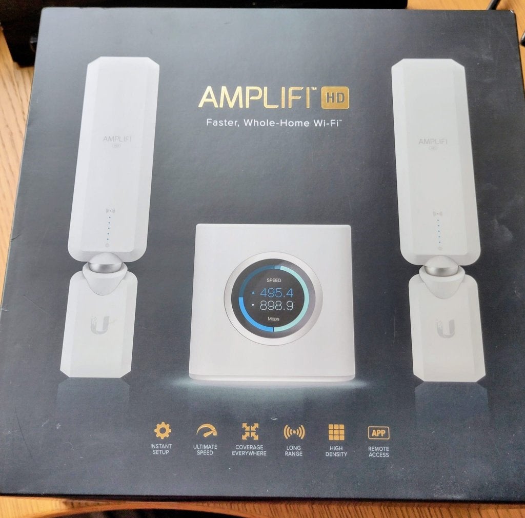 Ubiquity Amplifi HD wireless router met 2 mesh points, Ophalen of Verzenden, Gebruikt, Router, Ubiquity