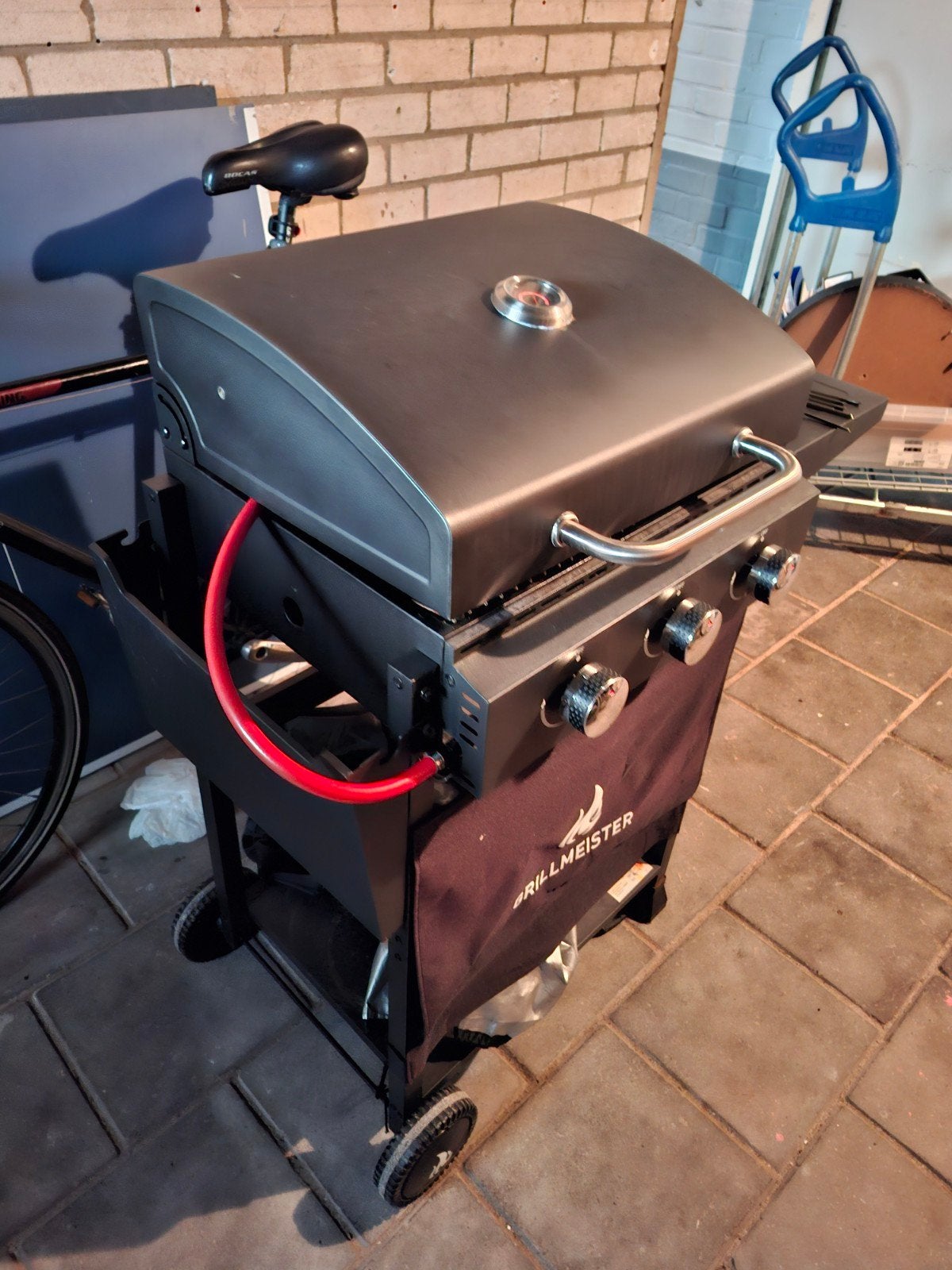 Grillmeister Gasbarbecue met 3 branders en rooster, Ophalen of Verzenden, Zo goed als nieuw, Grill Meister