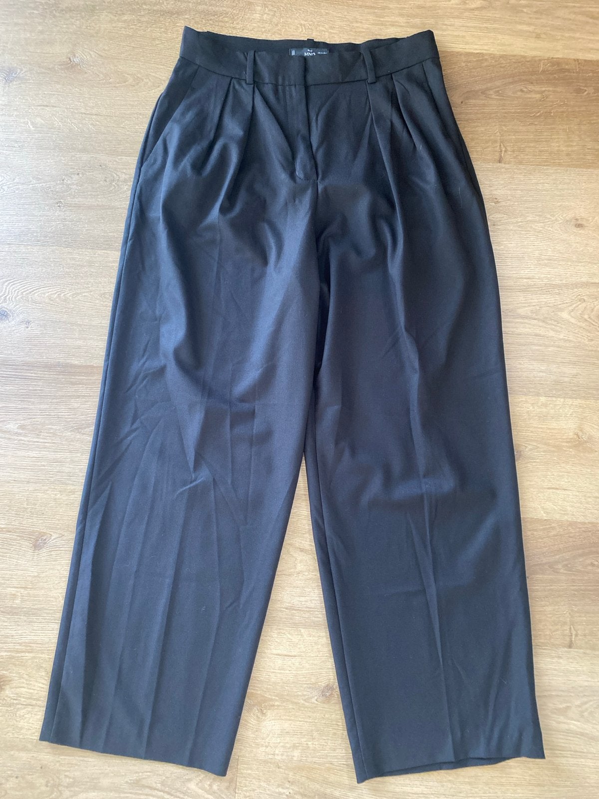 MNG Zwarte wijde pantalon - Maat 40, Maat 38/40 (M), Zwart, Ophalen of Verzenden, Zo goed als nieuw