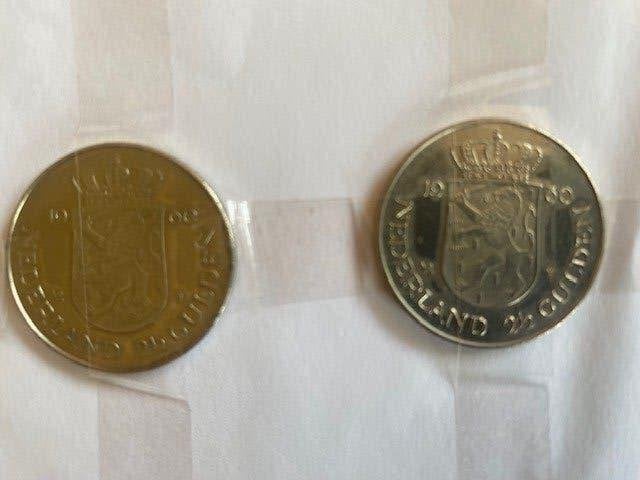 2x 2,5 gulden uit 1960, Ophalen of Verzenden, Koningin Juliana