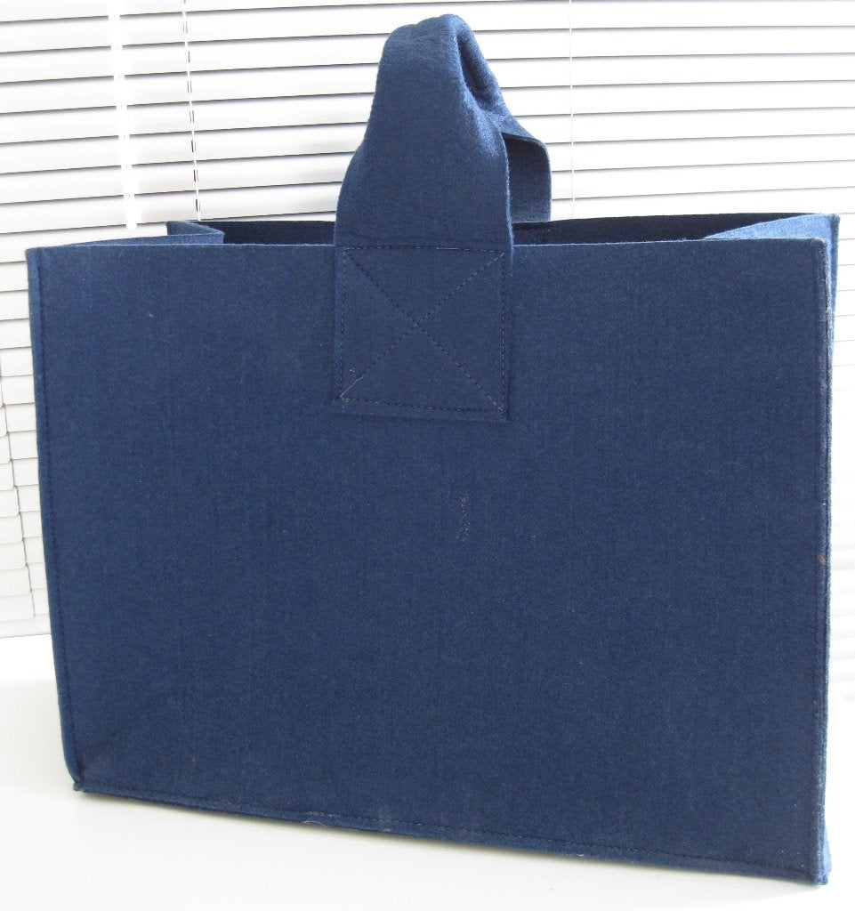 Tas / Mand donkerblauw vilt met draaghengsel 46 x 34 x 20 cm, Ophalen of Verzenden, Nieuw