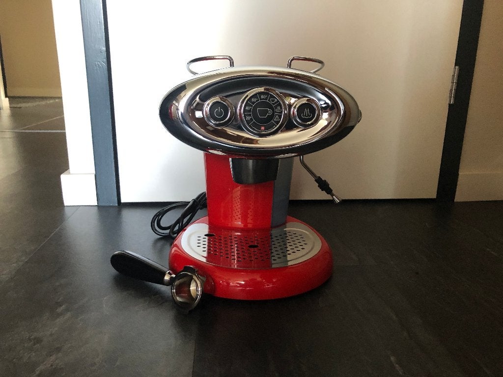 Illy koffie apparaat, Ophalen, Koffiepads en cups, Espresso apparaat, Zo goed als nieuw