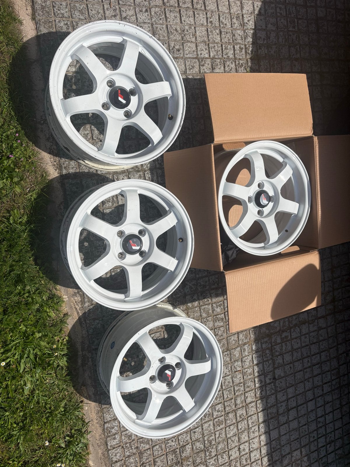 JR Wheels JR3 velgen 15x7 ET40 4x100 wit (set van 4), Ophalen, Gebruikt