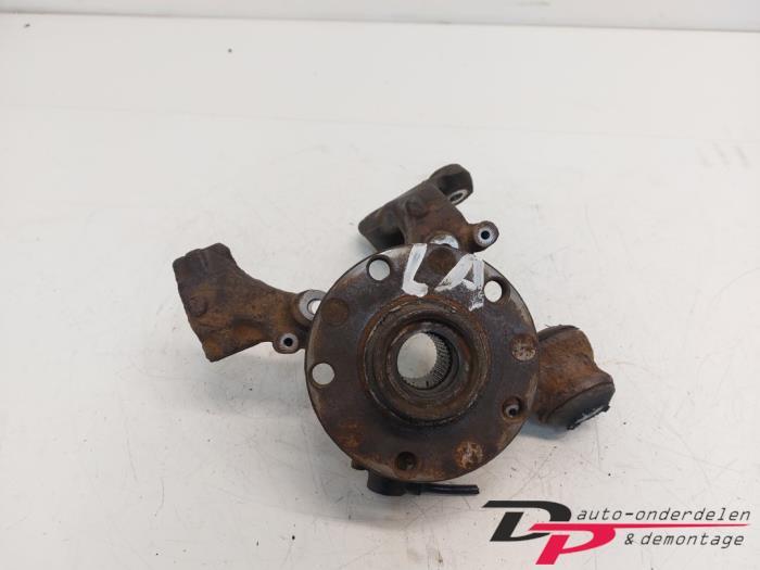 Fusee links-achter van een Audi A4, Gebruikt, -, -, -