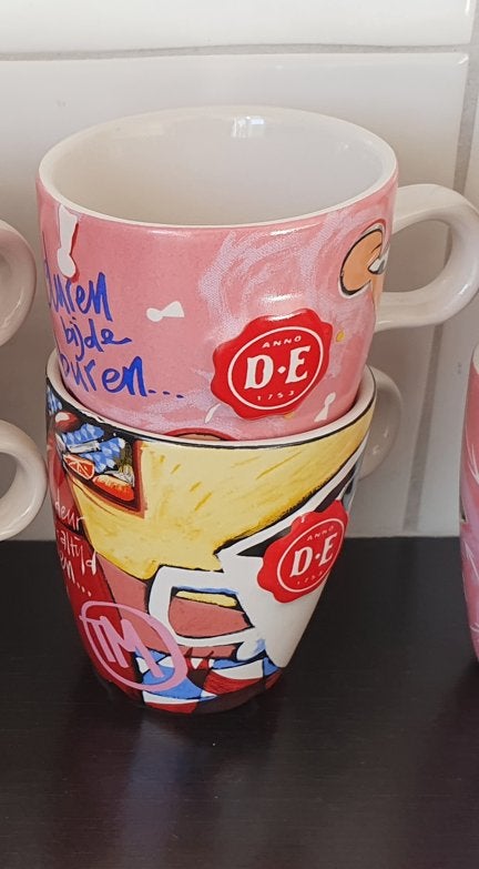Douwe Egberts mokken gluren bij de buren, Ophalen of Verzenden, Overige stijlen, Kop(pen) en/of Schotel(s)