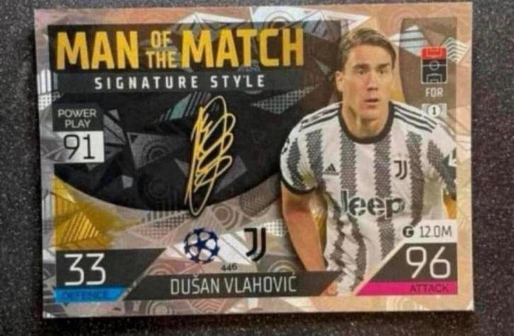 Topps MA 22/23   MotM SIGNATURE STYLE   VLAHOVIĆ   JUVENTUS, Verzenden, Zo goed als nieuw, Plaatje