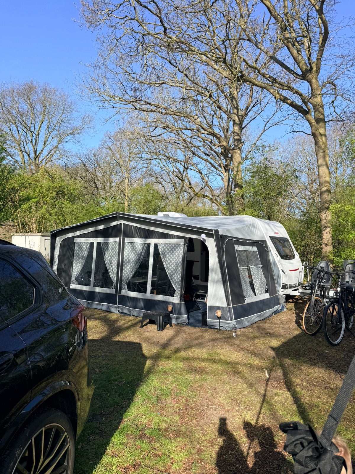 Dorema Monza XL 270 maat 14 met luifel, Ophalen, Zo goed als nieuw, Tot en met 4