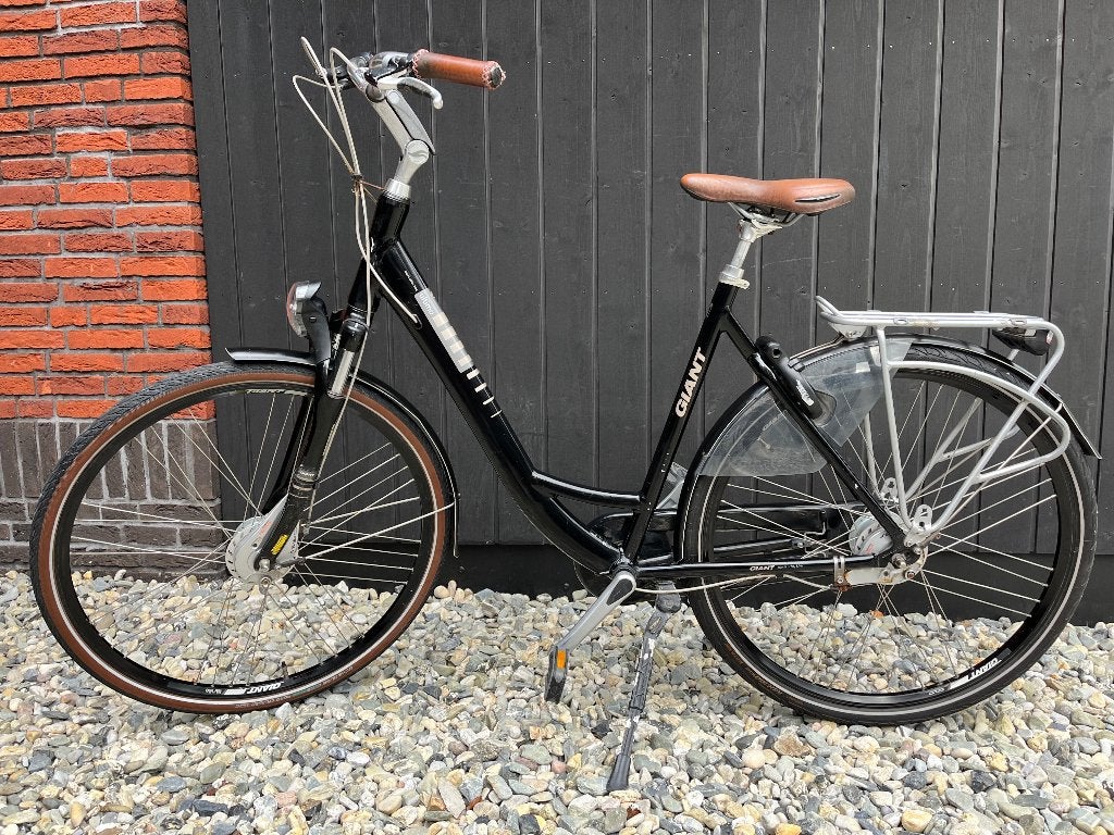 Mooie Giant ultimo sports utility damesfiets, Ophalen, Gebruikt, Versnellingen, 56 cm of meer