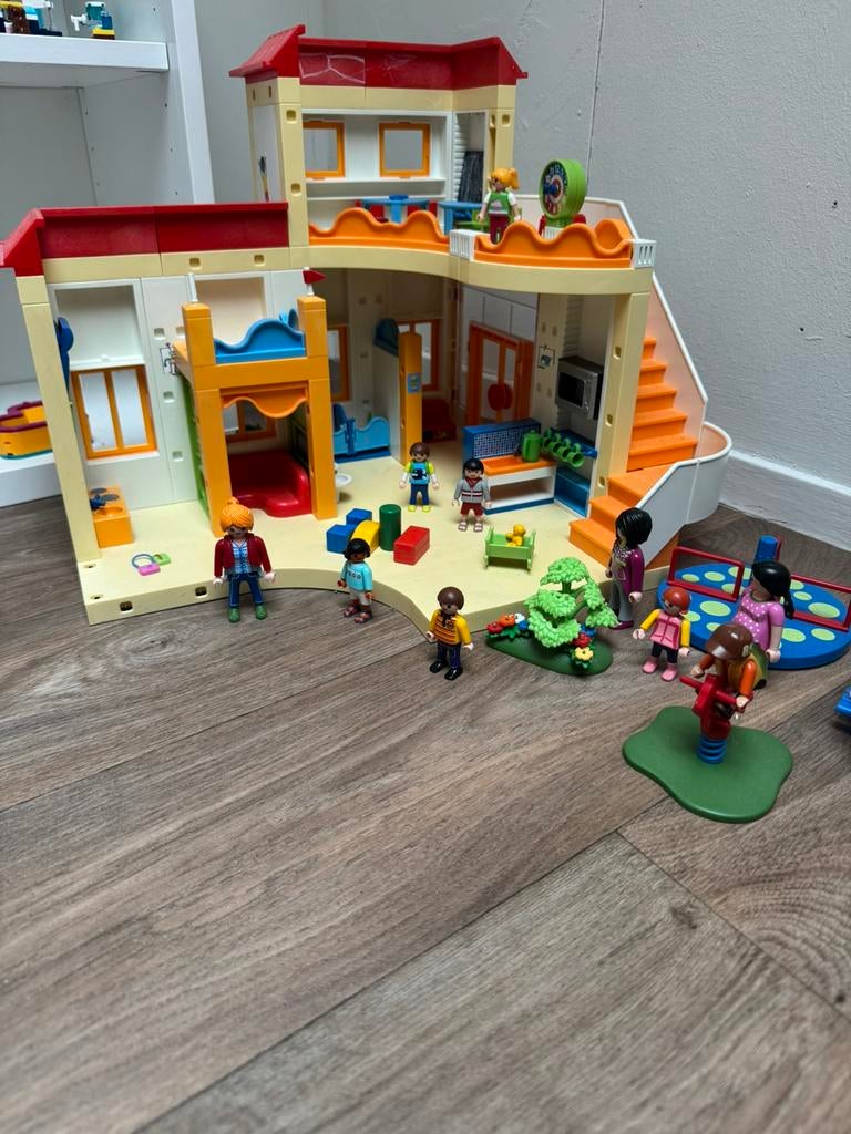Playmobil set kinderdagverblijf, Ophalen of Verzenden, Zo goed als nieuw, Complete set