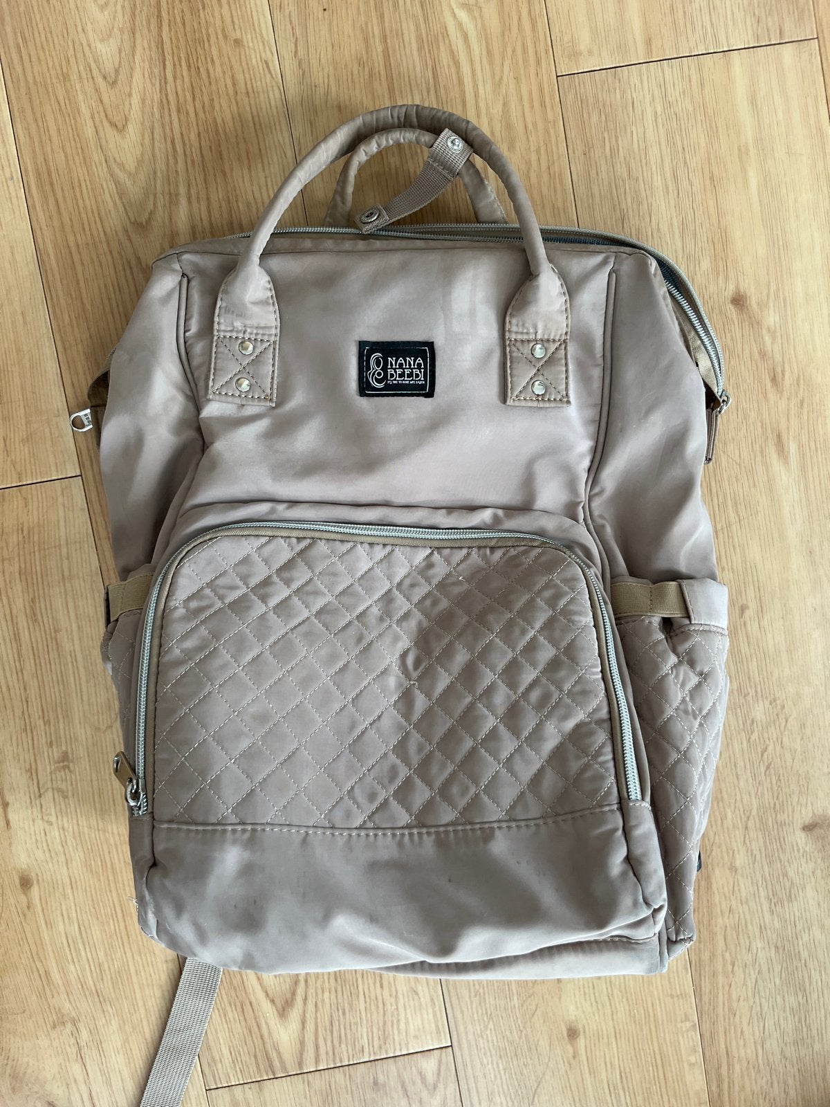 Nana Beebi Verzorgingstas Rugzak - Beige, Kinderen en Baby's, Luiertassen, Ophalen, Gebruikt, Nana Beebi, Meerdere opbergvakken