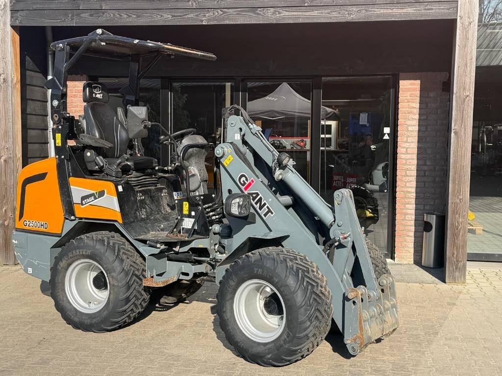 Giant G 2500 HD (bj 2022), Wiellader of Shovel