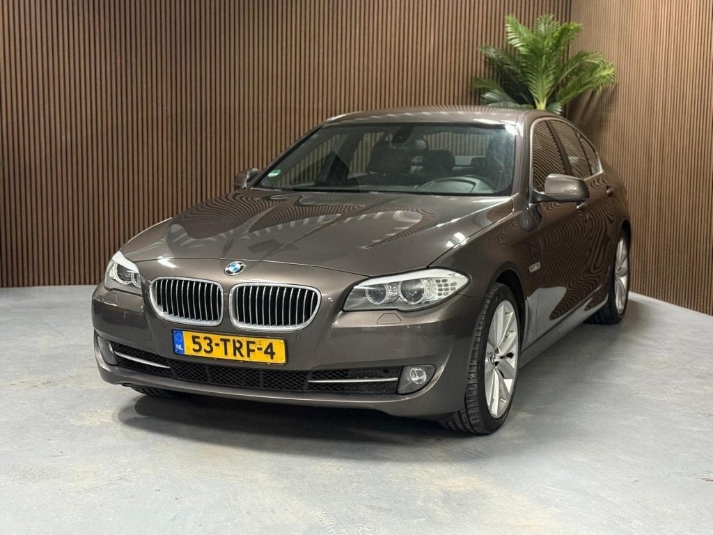 BMW 5 Serie 520i High Executive (bj 2012, automaat), Auto's, BMW, Automaat, Euro 5, Achterwielaandrijving, Gebruikt