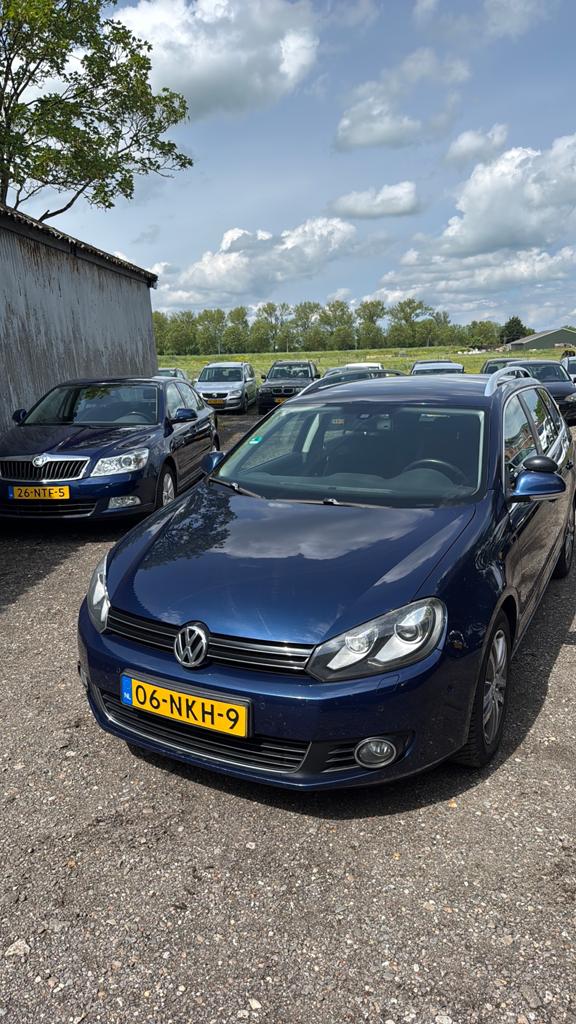 Volkswagen Golf 1.6 TDI 77KW Variant 2010 Blauw, Auto's, Volkswagen, Voorwielaandrijving, Blauw, Origineel Nederlands, Golf