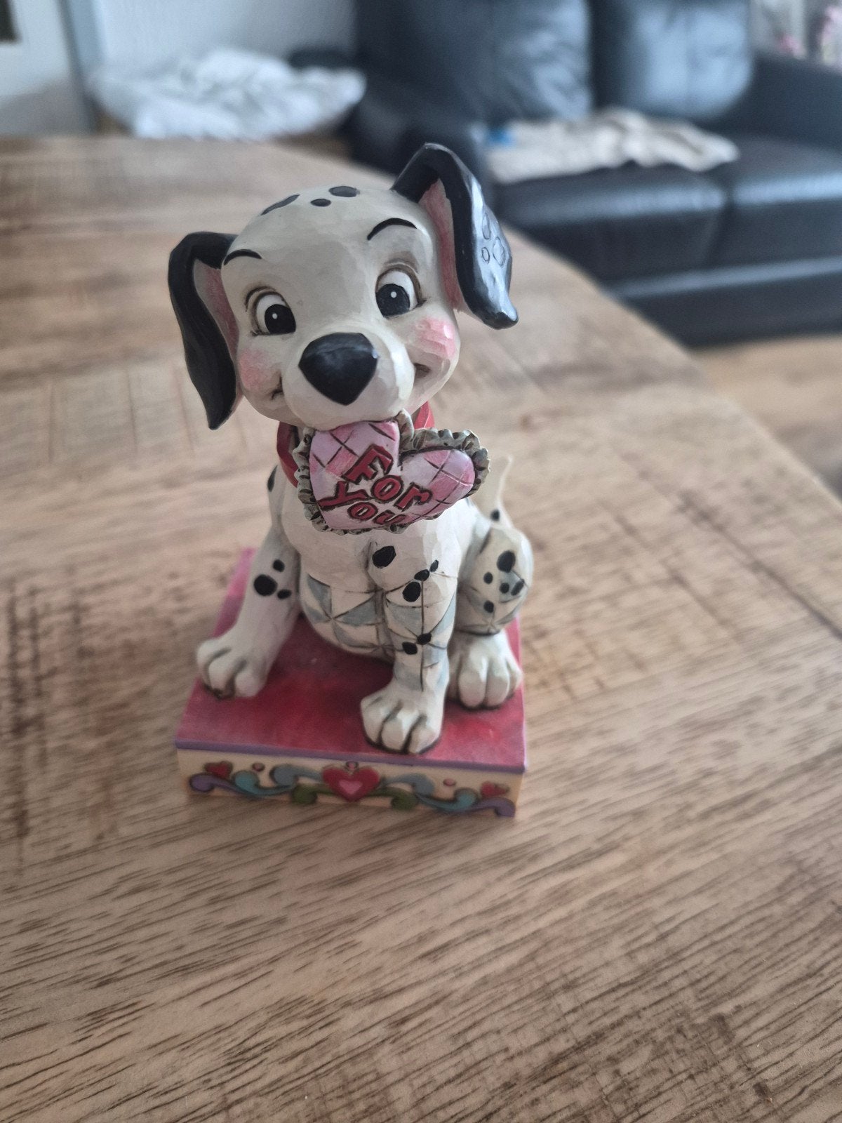 Disney Traditions Beeldje - Dalmatiër Lucky "Lucky in Love", Ophalen of Verzenden, Zo goed als nieuw, Beeldje of Figuurtje