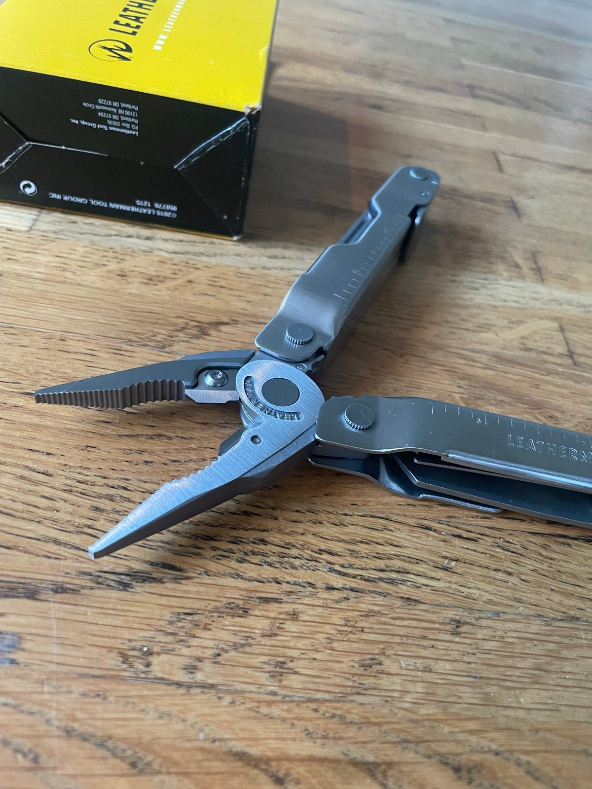 Leatherman Super Tool 300 Multitool met lederen etui NIEUW, Ophalen of Verzenden, Nieuw, Multitool, Overige merken