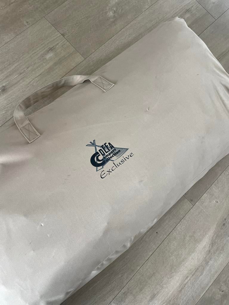 DEFA Schuine Campingkast - Beige, Ophalen of Verzenden, Zo goed als nieuw
