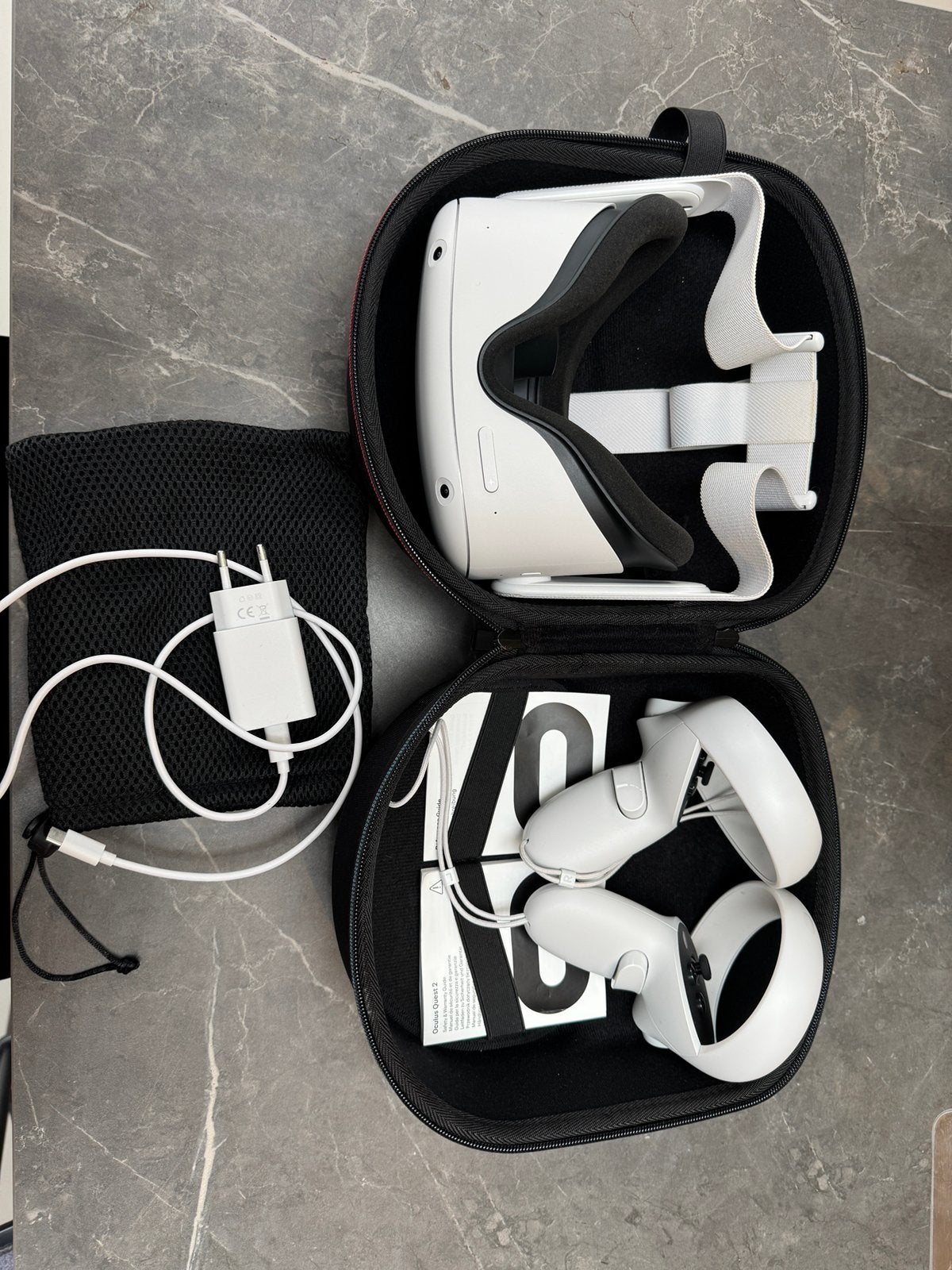 Oculus / Meta Quest 2 - 64GB (Inclusief Travel Case), Ophalen of Verzenden, Zo goed als nieuw, Overige platformen