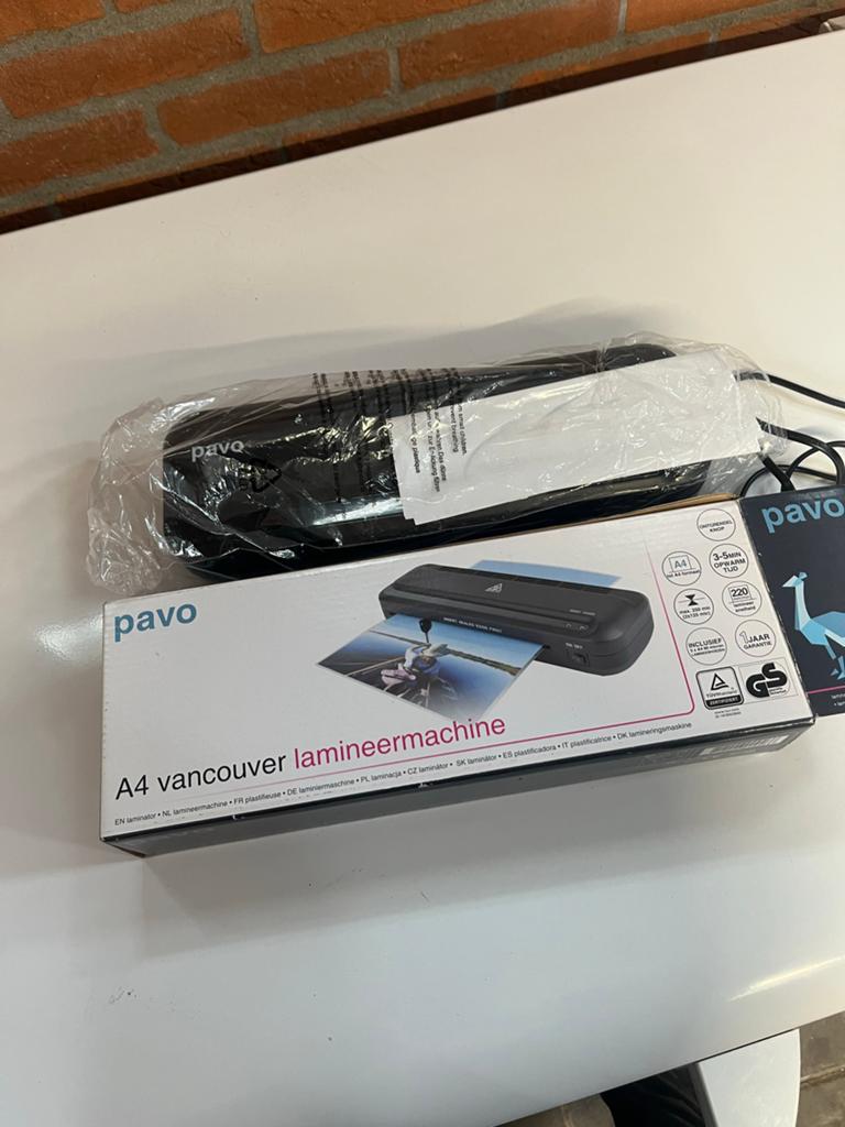 Pavo A4 lamineermachine nieuw in doos, Diversen, Ophalen, Nieuw