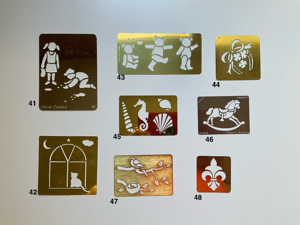 kaarten maken embossing stencils sjablonen diverse, Ophalen of Verzenden, Zo goed als nieuw, Overige thema's, Pons of Mal