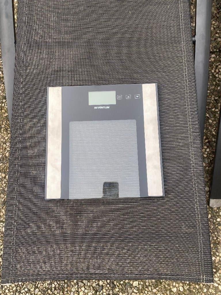 ***Inventum*** Personenweegschaal PW708ZW/01, Witgoed en Apparatuur, 1 tot 500 gram, 100 kg of meer, Ophalen of Verzenden, Personenweegschaal