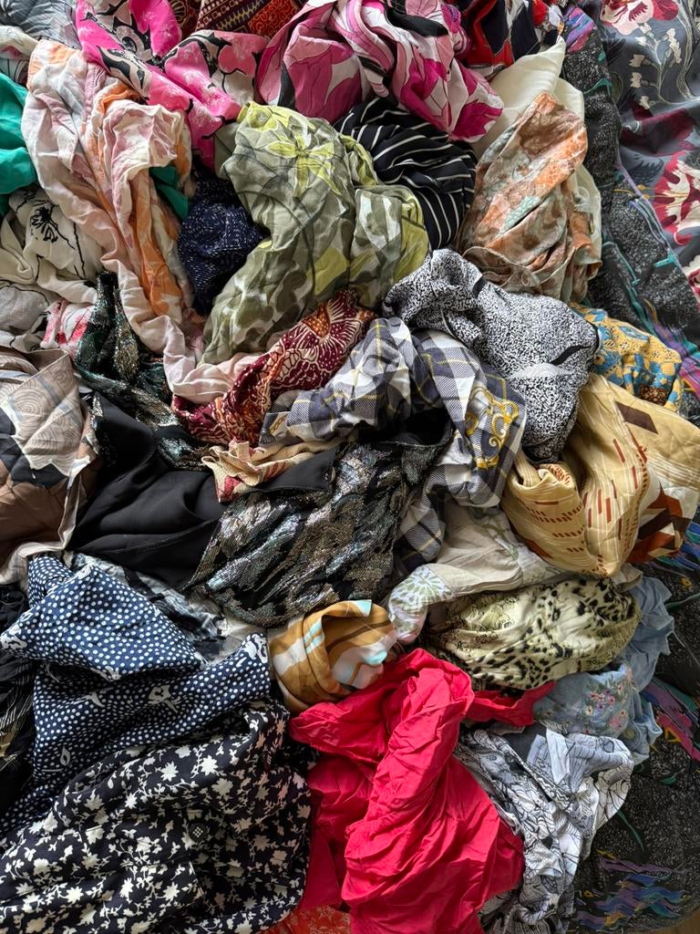 60x Vintage Blousen Partij / Bulk, Diversen, Rommelmarktspullen, Ophalen of Verzenden, Gebruikt