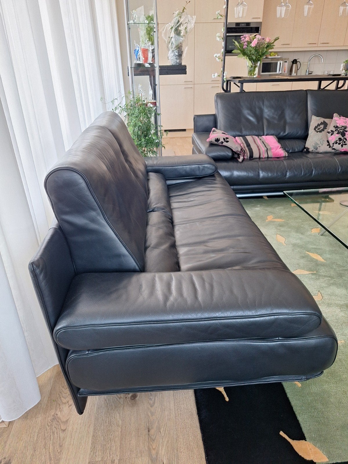 Rolf Benz 6500 bankstel zwart leer verstelbare rugkussens 2p, Ophalen, Design, 150 tot 200 cm, Tweepersoons
