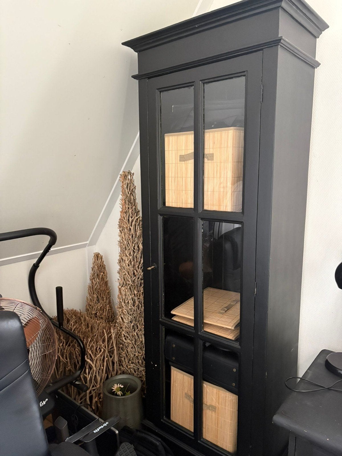 Houten vitrinekast (200x60x35 cm) - Opknapper, Huis en Inrichting, Ophalen