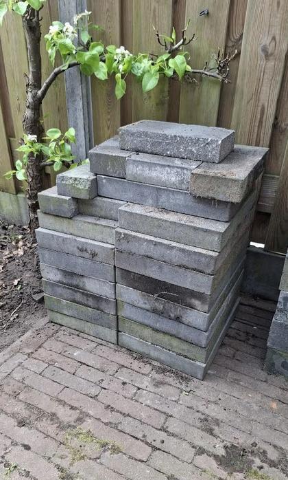 Betontegels / stapelblokken 40x30x6 cm Antraciet, Ophalen, Gebruikt, Minder dan 5 m², Beton