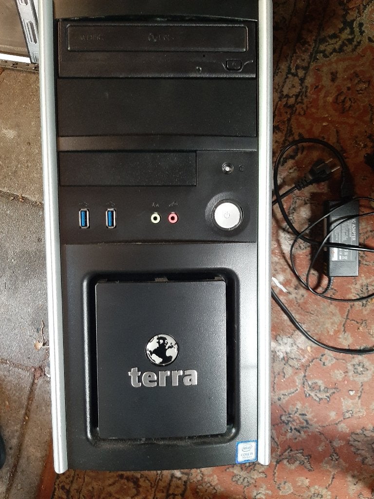 Wortmann terra desktop intel i5 7400 8 gb gigabyte ga110md2p, Ophalen
