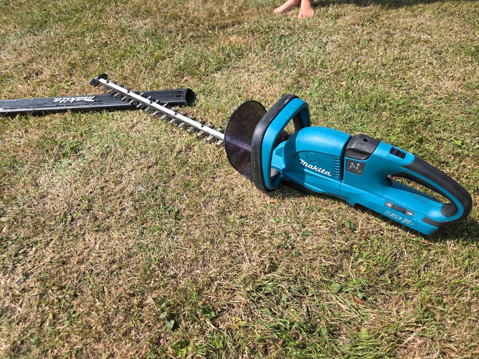 Makita DUH651 accu heggenschaar | 2x 18V | Bj. 2017 DUH 651, Tuin en Terras, Heggenscharen, Makita DUH 651 snoeischaar 65cm blad
