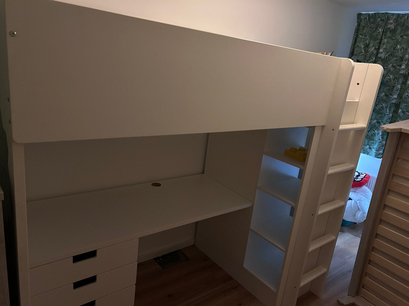 Ikea hoogslaper 90x200 met bureau en kast, Ophalen, Zo goed als nieuw, Hoogslaper