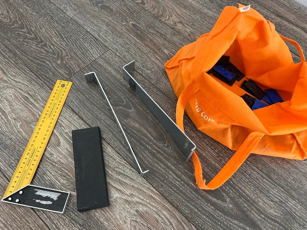 Voor de “doe-het-zelvers”: te koop vloerenlegset, Ophalen of Verzenden, Zo goed als nieuw
