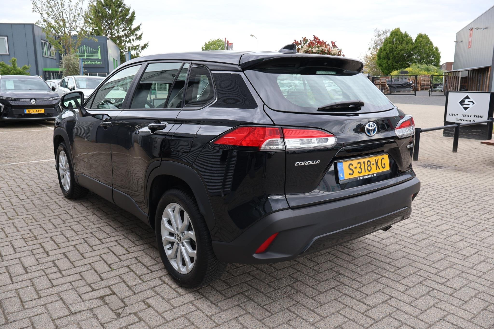 Toyota Corolla Cross 2.0 High Power Hybrid Active 1e Eigenaa, Dealer onderhouden, Stof, Gebruikt, 4 cilinders
