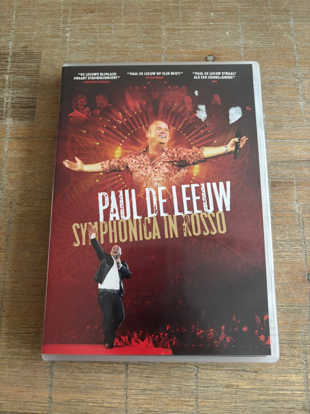 Paul de Leeuw – Symphonica in Rosso – dvd, Alle leeftijden, Ophalen of Verzenden, Zo goed als nieuw