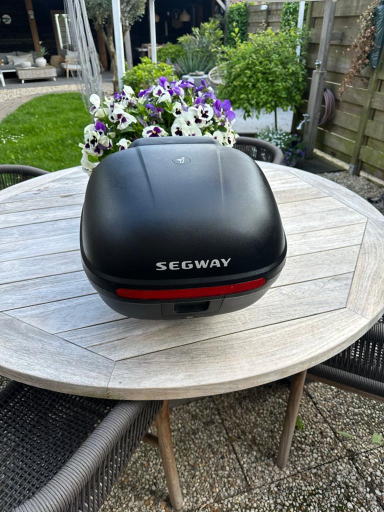 Segway Topkoffer met Beugel en Sleutels, Ophalen of Verzenden, Gebruikt, Koffer