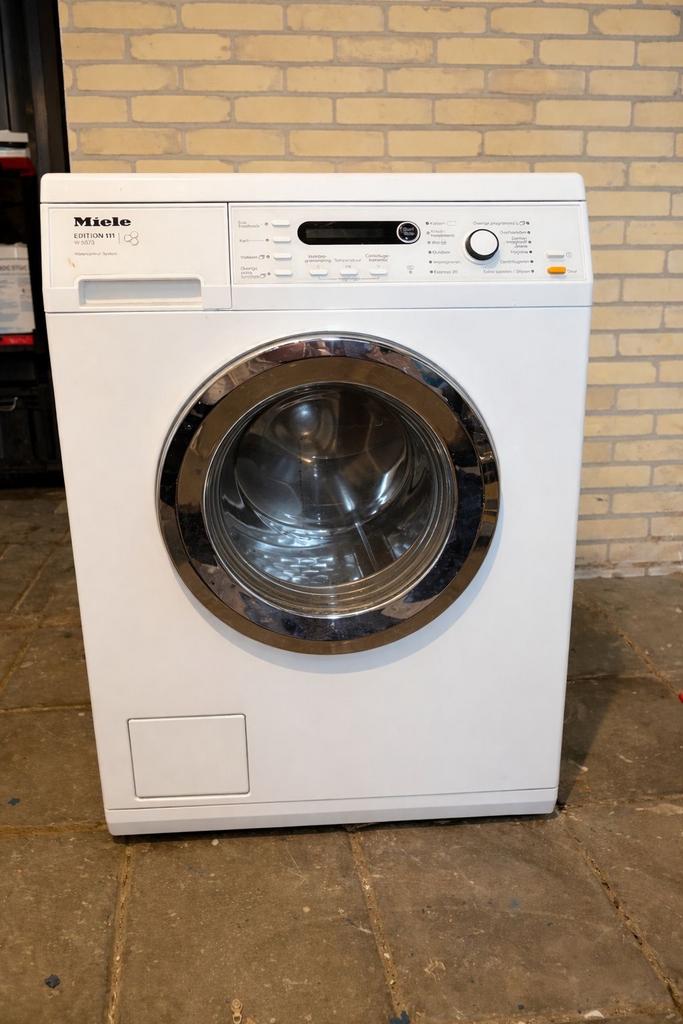 Miele W 3573 Edition 111 Wasmachine - Voorlader, Ophalen, Gebruikt, Voorlader, Wolwasprogramma