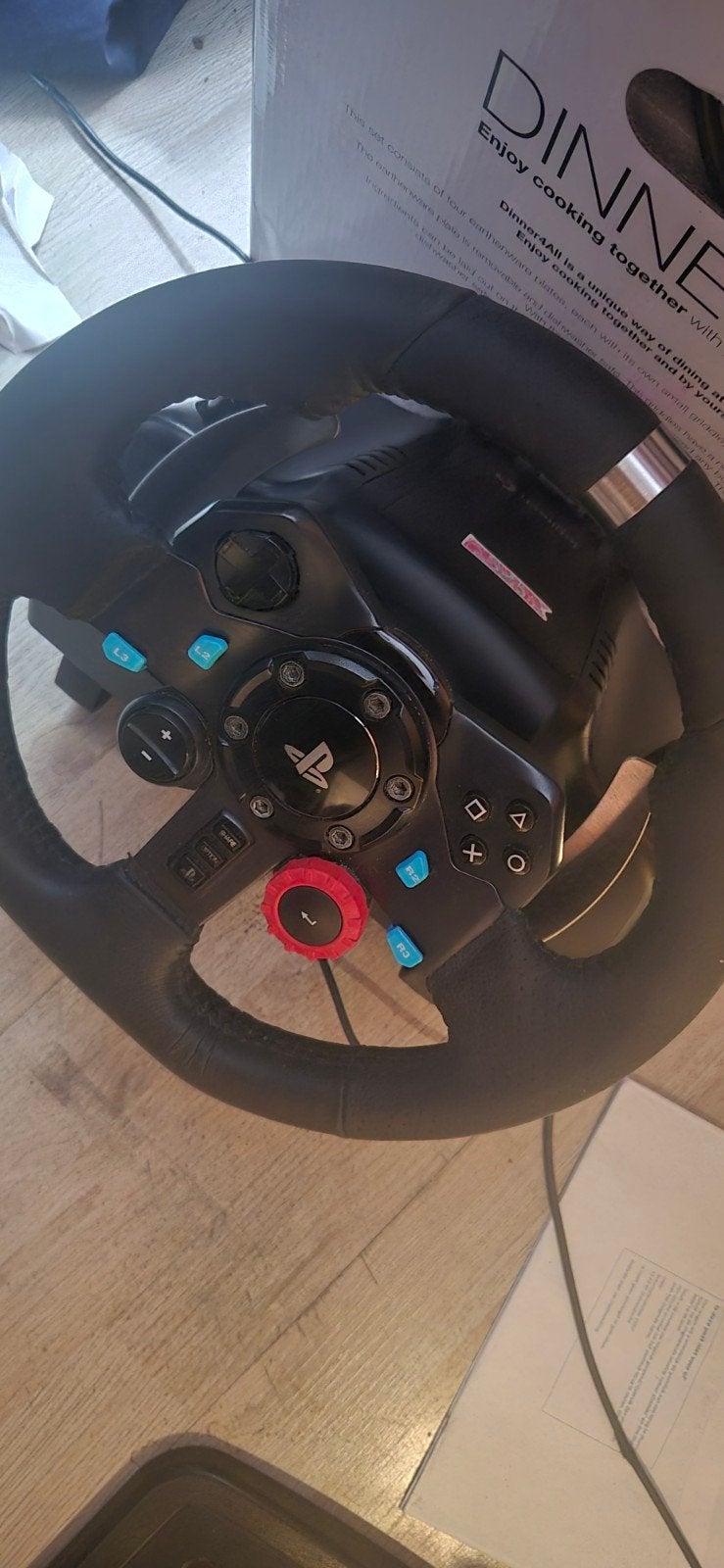 Logitech G29 Driving Force Racing Wheel + Pedalen, Ophalen of Verzenden, Zo goed als nieuw