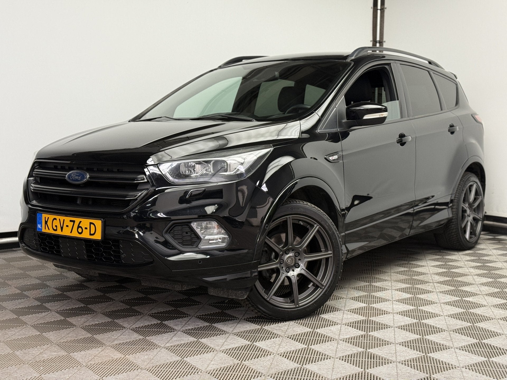 Ford Kuga 1.5 EcoBoost ST Line Zeer Compleet (bj 2018), Auto's, Voorwielaandrijving, Automatische klimaatregeling, 4 cilinders