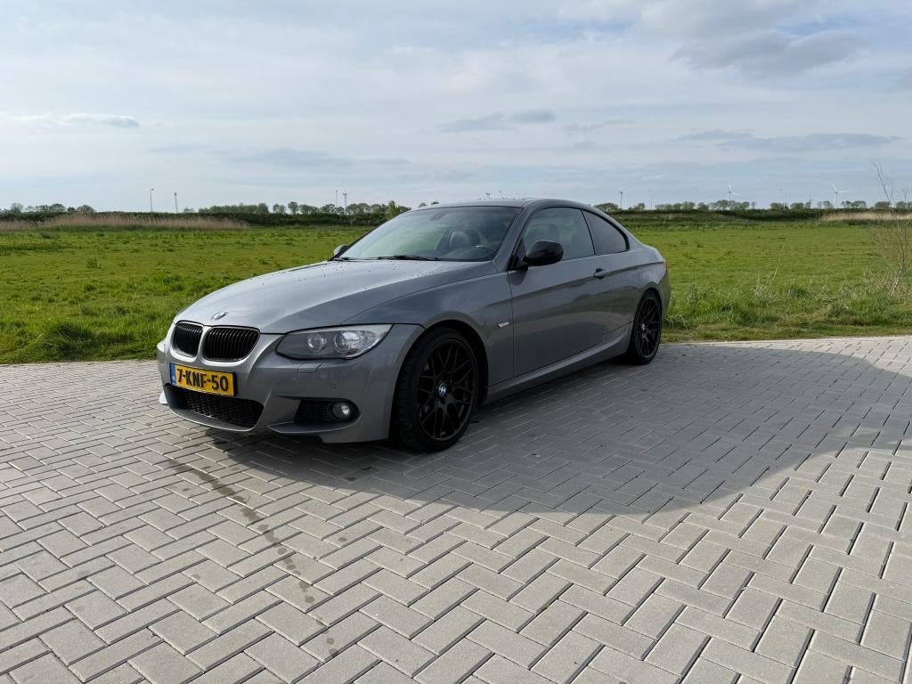 BMW 3-Serie 320D Coupe, Auto's, BMW, 21 km/l, Achterwielaandrijving, 1995 cc, Zwart