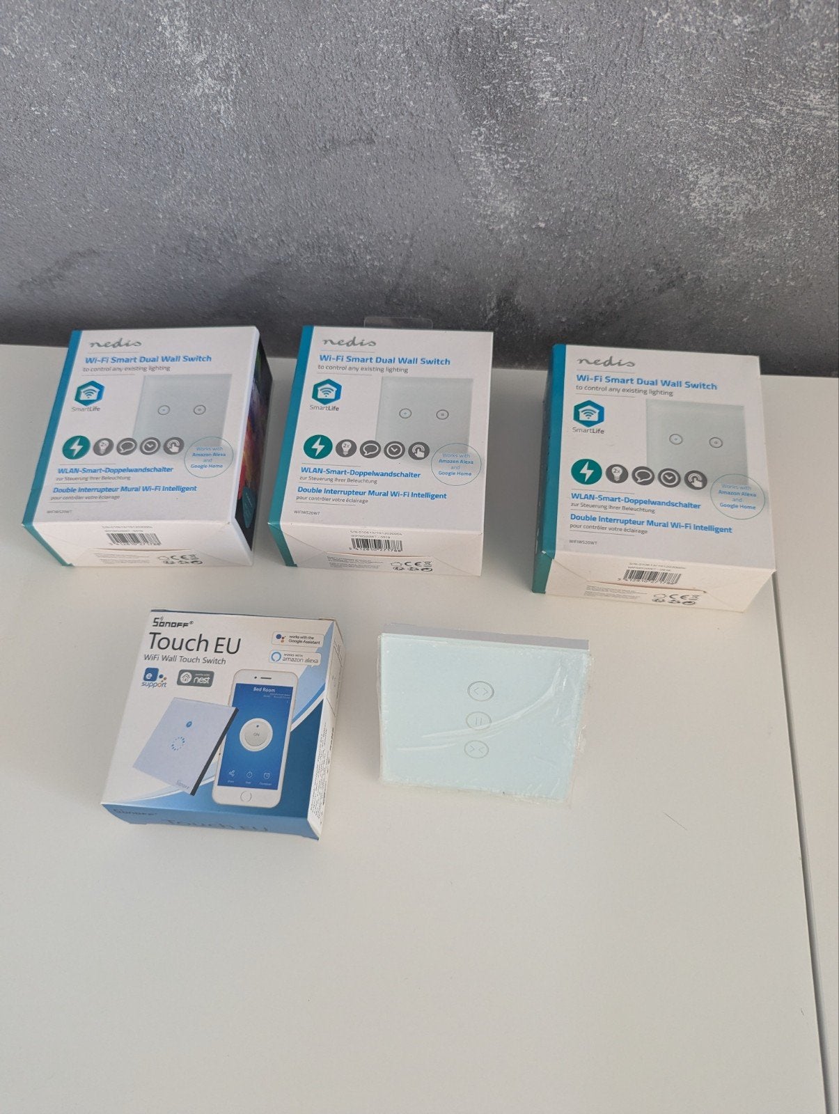 Smart home schakelaars van nedis en sonoff, Ophalen of Verzenden, Nieuw