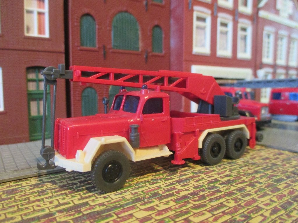 Magirus Pluto KW16 Telescoop-kraanwagen Wiking Brandweer, Ophalen of Verzenden, Gebruikt, Bus of Vrachtwagen, Wiking