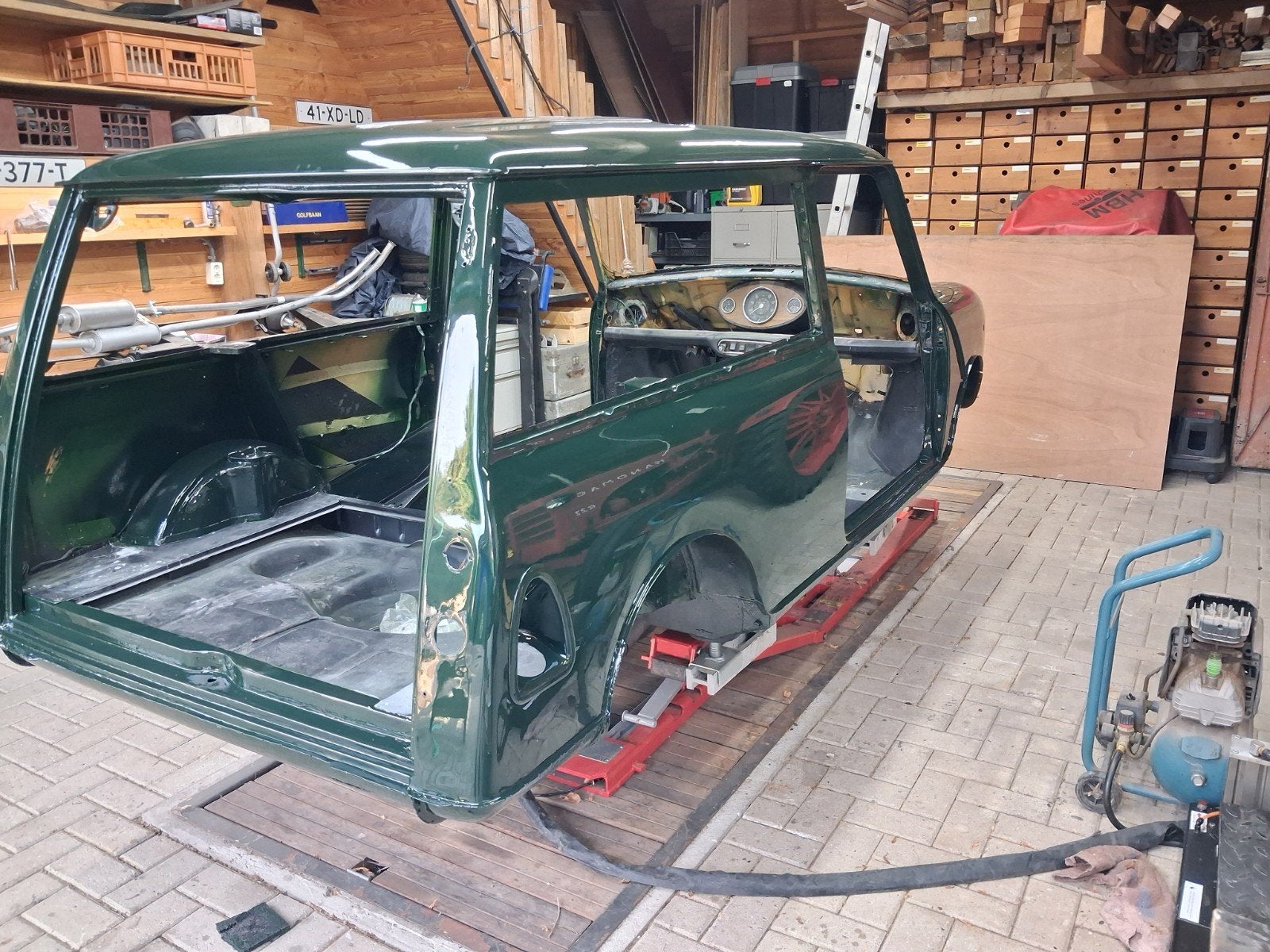 Gezocht automonteur classic mini station 1963 Sittard