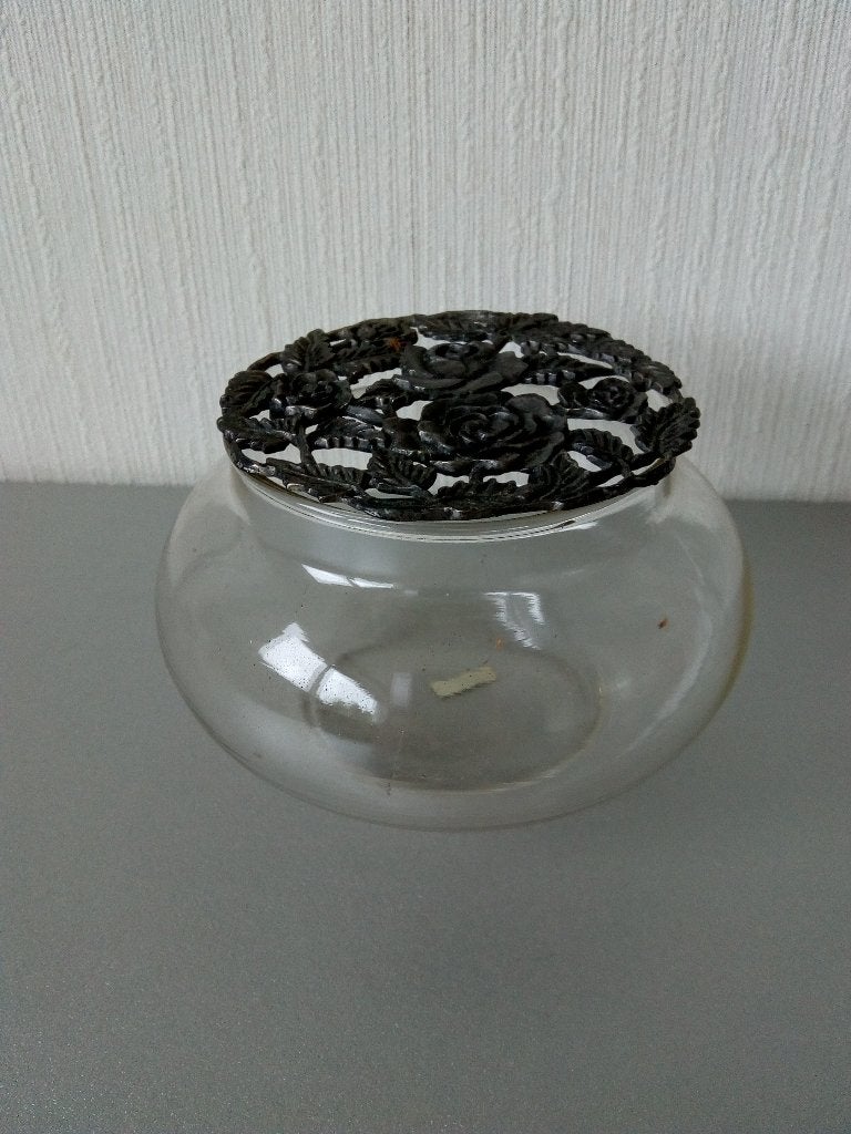 Glazen schaaltje metalen rozendeksel (potpourri schaaltje), Ophalen of Verzenden, Gebruikt, Overige kleuren, Glas