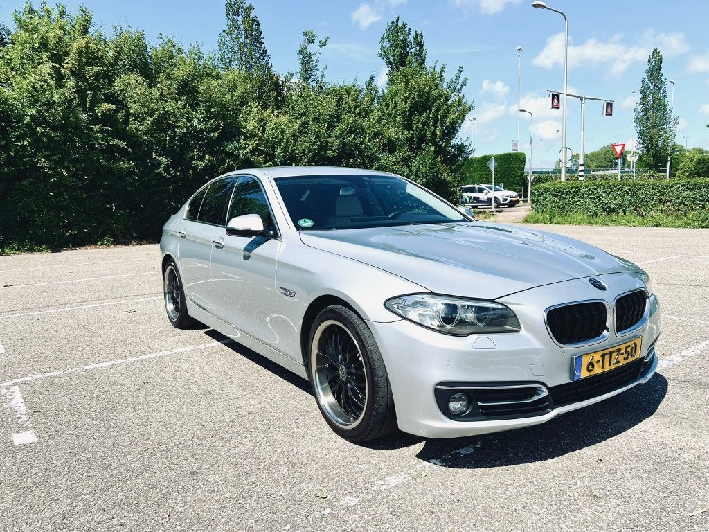 BMW 5-Serie 528I  F10 LCD Face Lift model 180KW met NAP., Auto's, BMW, Automaat, Achterwielaandrijving, 4 cilinders, 2000 kg