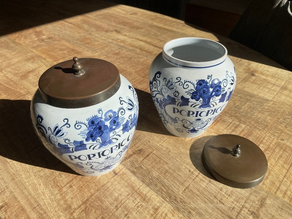 Twee vintage Delfts Blauwe tabakspotten / apothekerspotten, Ophalen