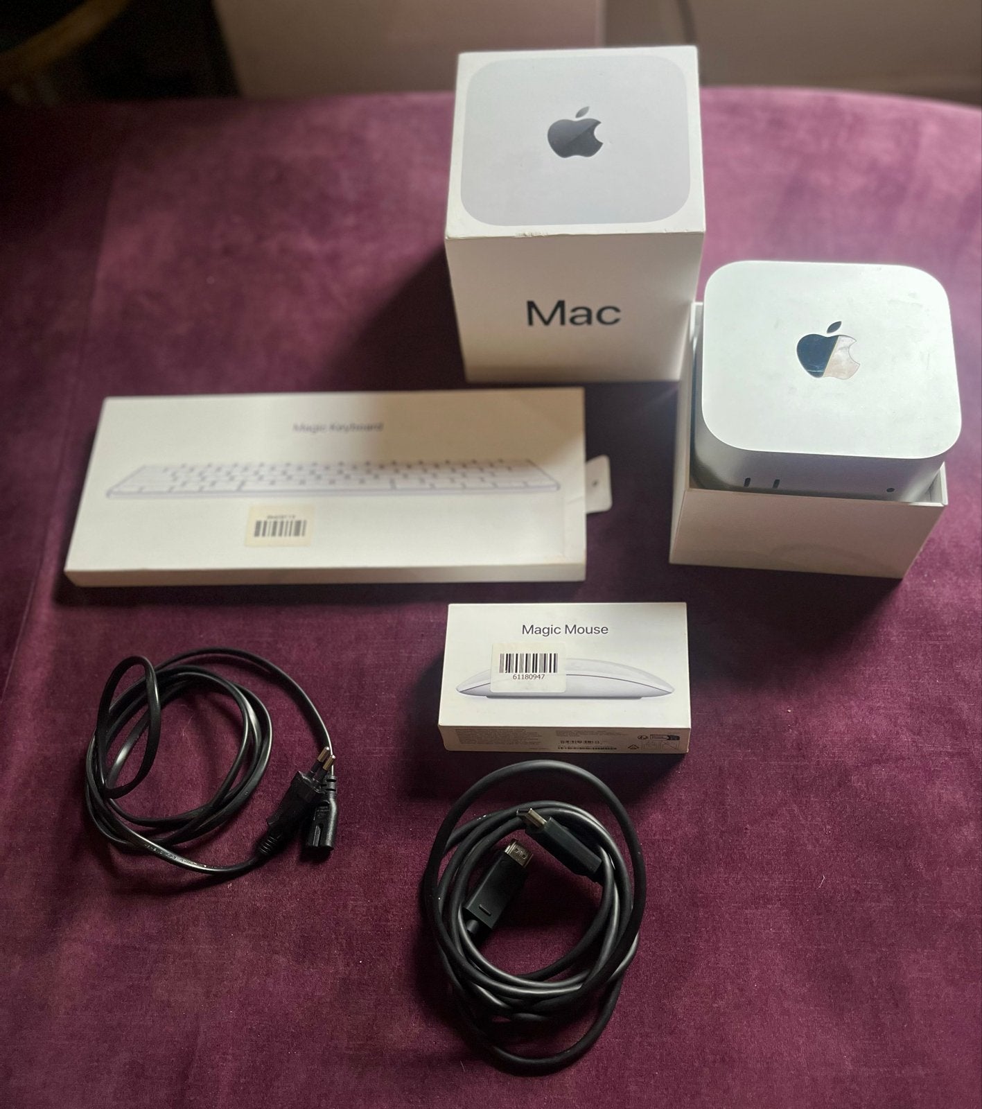 Apple Mac mini M4 16GB/256GB + Magic Keyboard + Magic Mouse