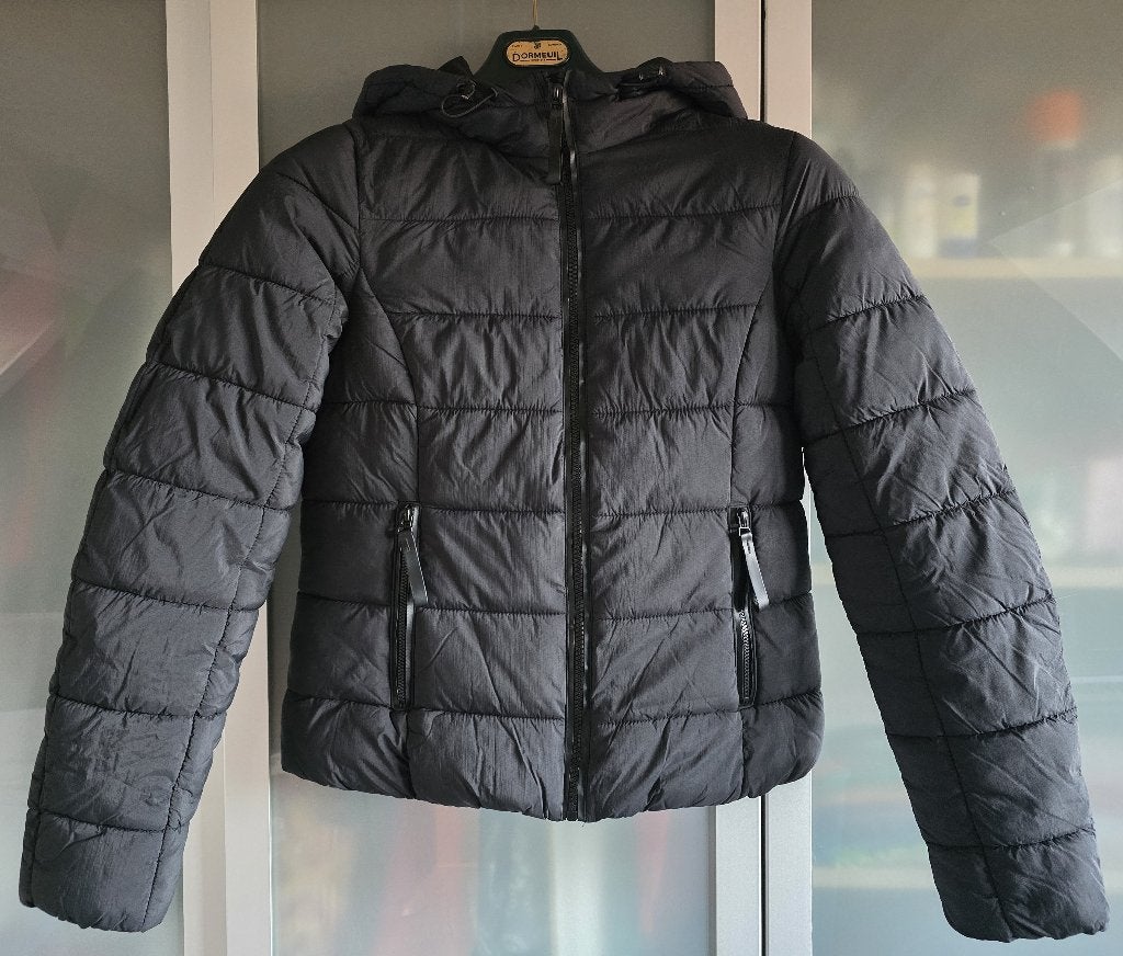 Zwarte gewatteerde jas van Bershka maat S, Kleding | Dames, Zwart, Zo goed als nieuw, Maat 36 (S), Bershka
