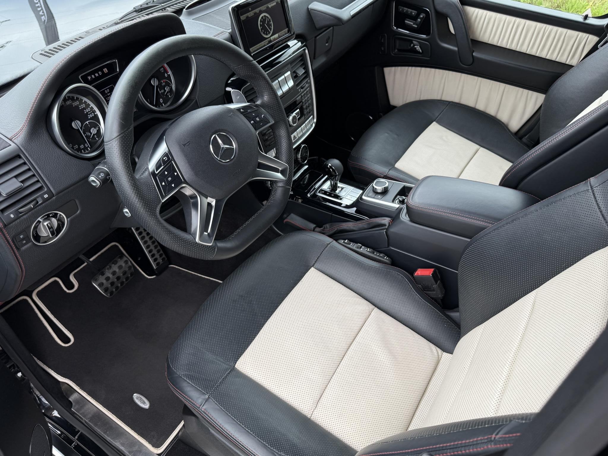 Mercedes-Benz G-Klasse 350 Bluetec Designo | Trekhaak | Dist, Auto's, Mercedes-Benz, Automaat, Euro 5, 313 €/maand, Gebruikt